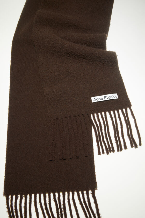 (image for) Unique Attraction Wool fringe scarf